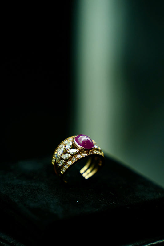 Yellow Gold Ring with Cabochon Ruby: The Fiery Heart of Elegance