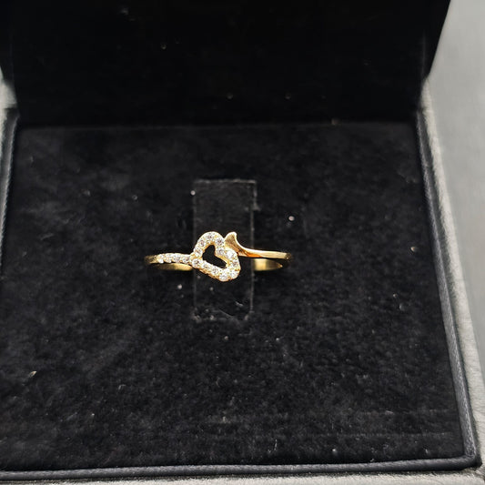 Heart Ring in 9K Yellow Gold with Cubic Zirconia